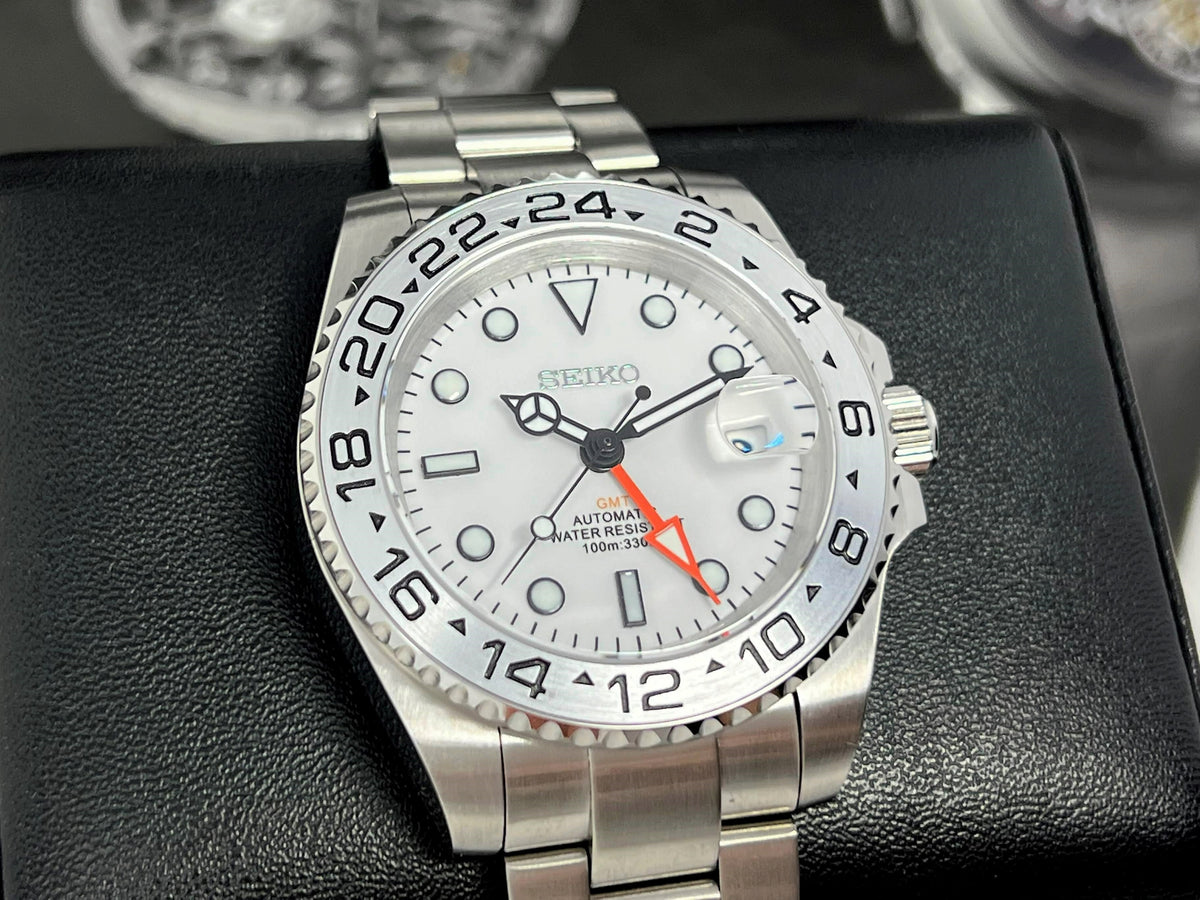 Custom Explorer II Watch | 4 Hand GMT | Polar White 41mm 