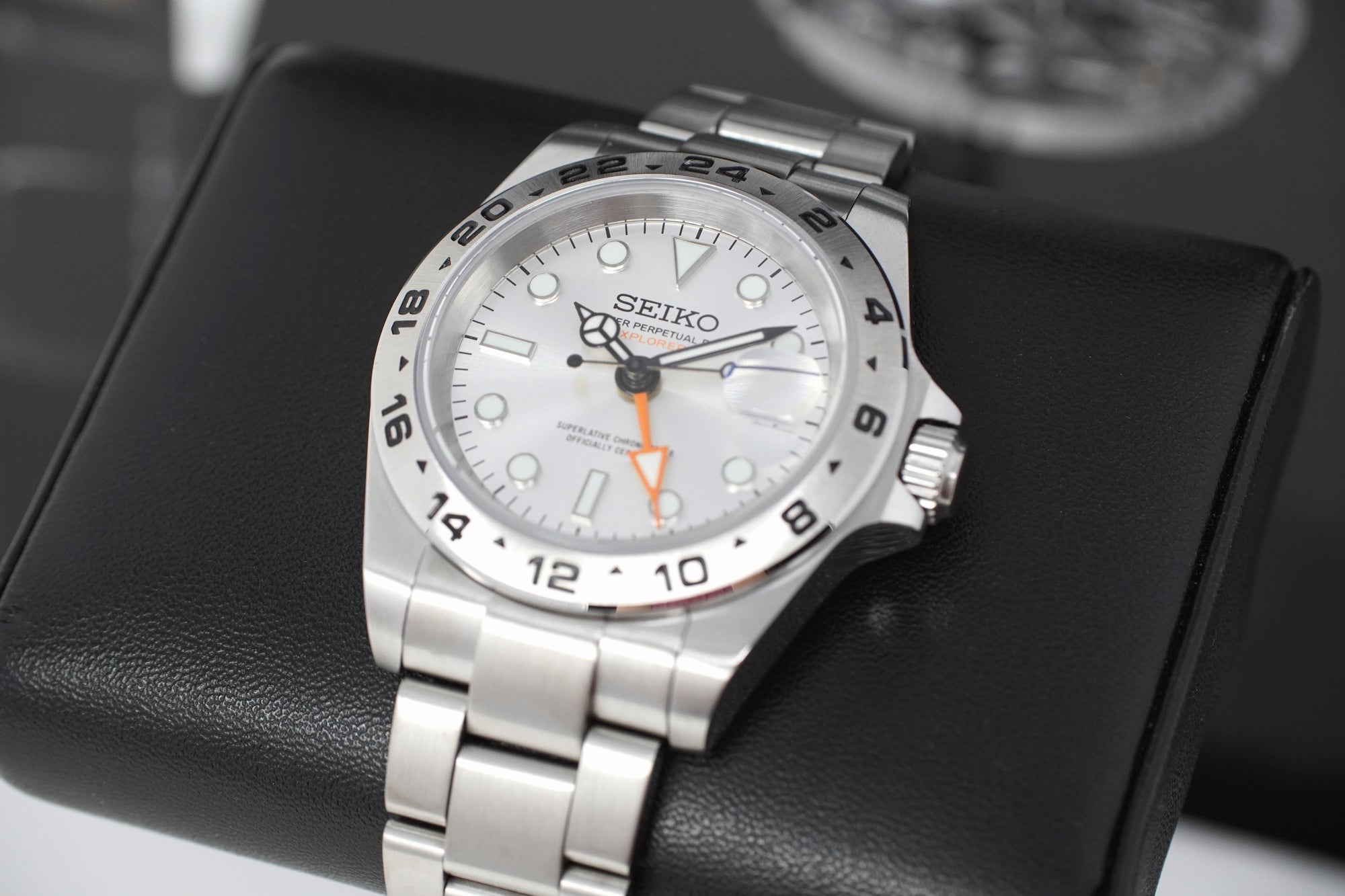 Custom Explorer II Watch | Elite Edition | 4 Hand GMT | Polar White 41mm, Stainless Steel Sports Watch, White Dial, Seiko NH34 Automatic Movement, Mens Gift