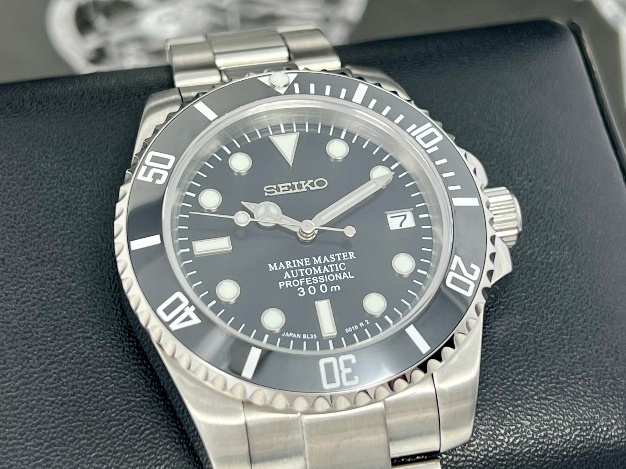 Custom Submariner Watch | Stainless Steel | Sapphire Crystal | Ceramic Bezel Seiko Mod | Black Watch Mod | Seiko NH35 Automatic Movement