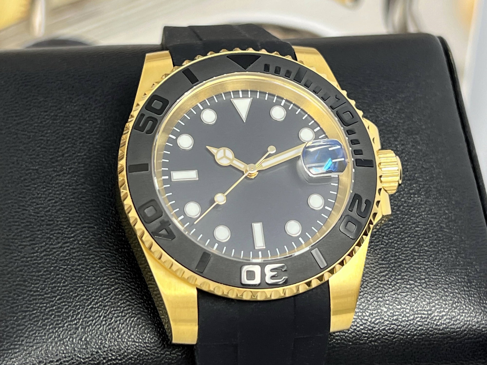 Custom Gold Yachtmaster - Clean Dial - Gold and Black Custom Built | Dive Watch | Yachting | Yellow Gold | Seiko Mod | Custom Mod | Watch Mod | Diver