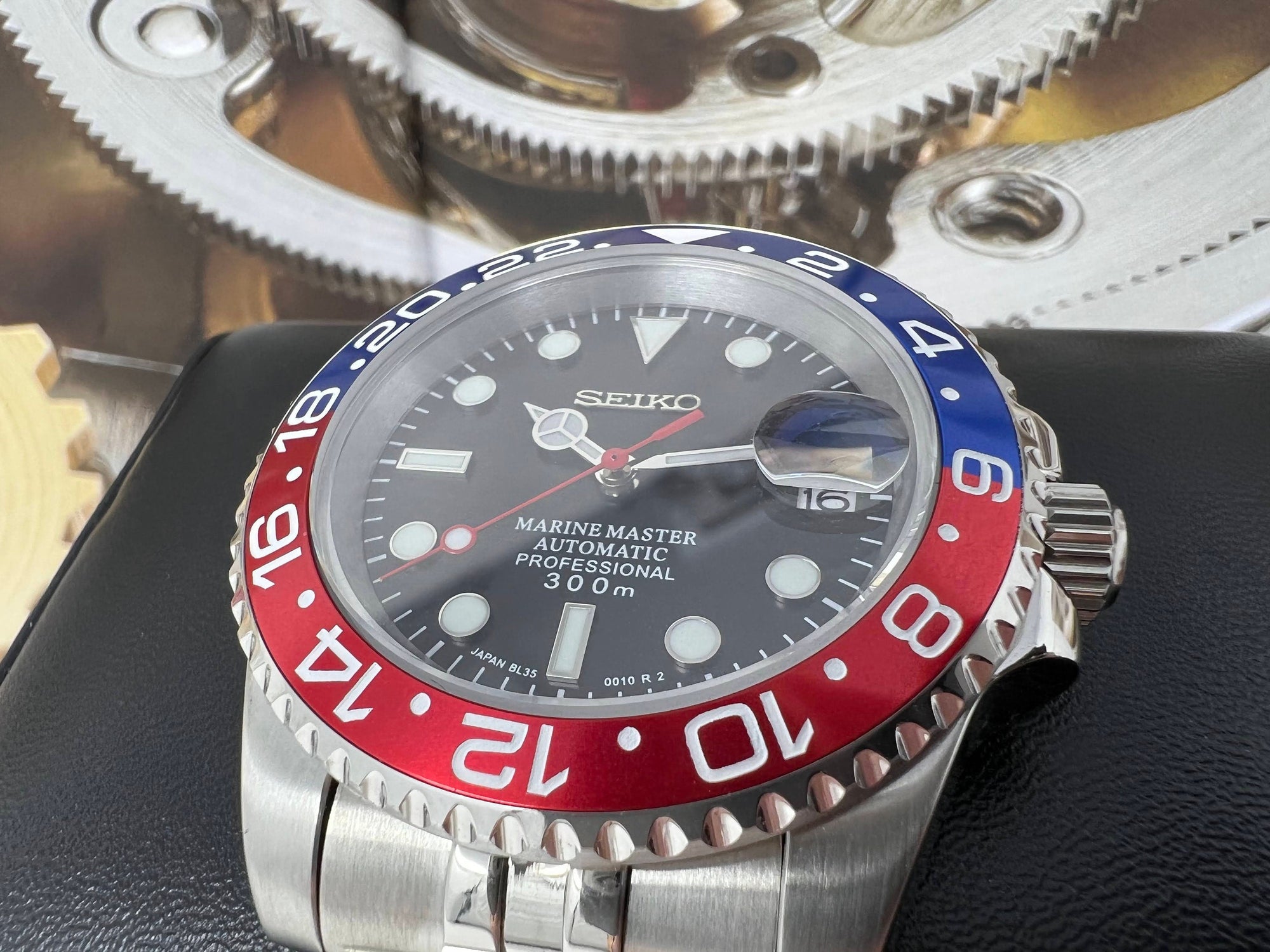 Seiko Pepsi GMT | Watch Mod | Seiko Mod | Stainless Steel Sport Watch | Custom Sapphire Crystal and NH35 Movement | Blue Red | Jubilee Strap