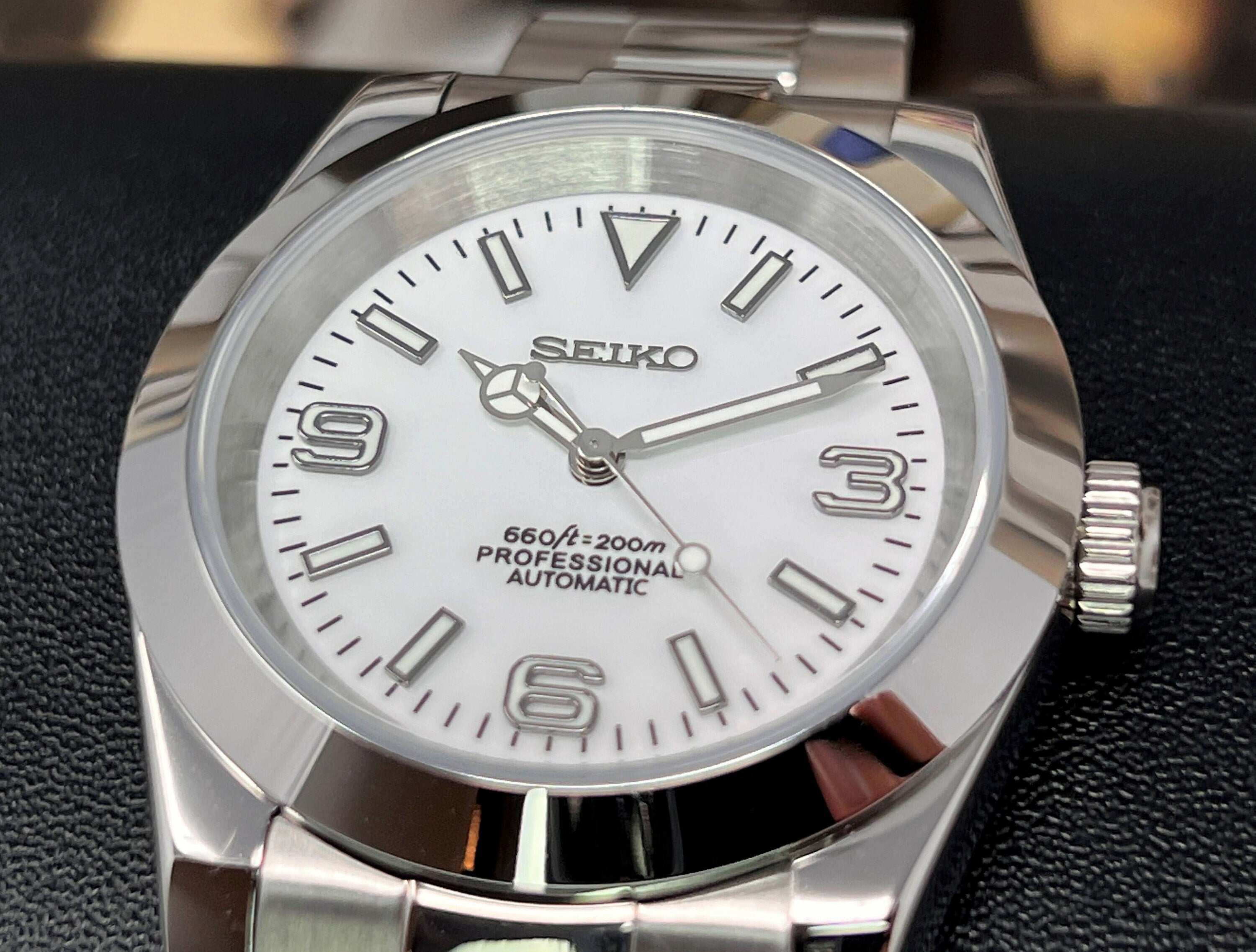 Seiko on sale white knight