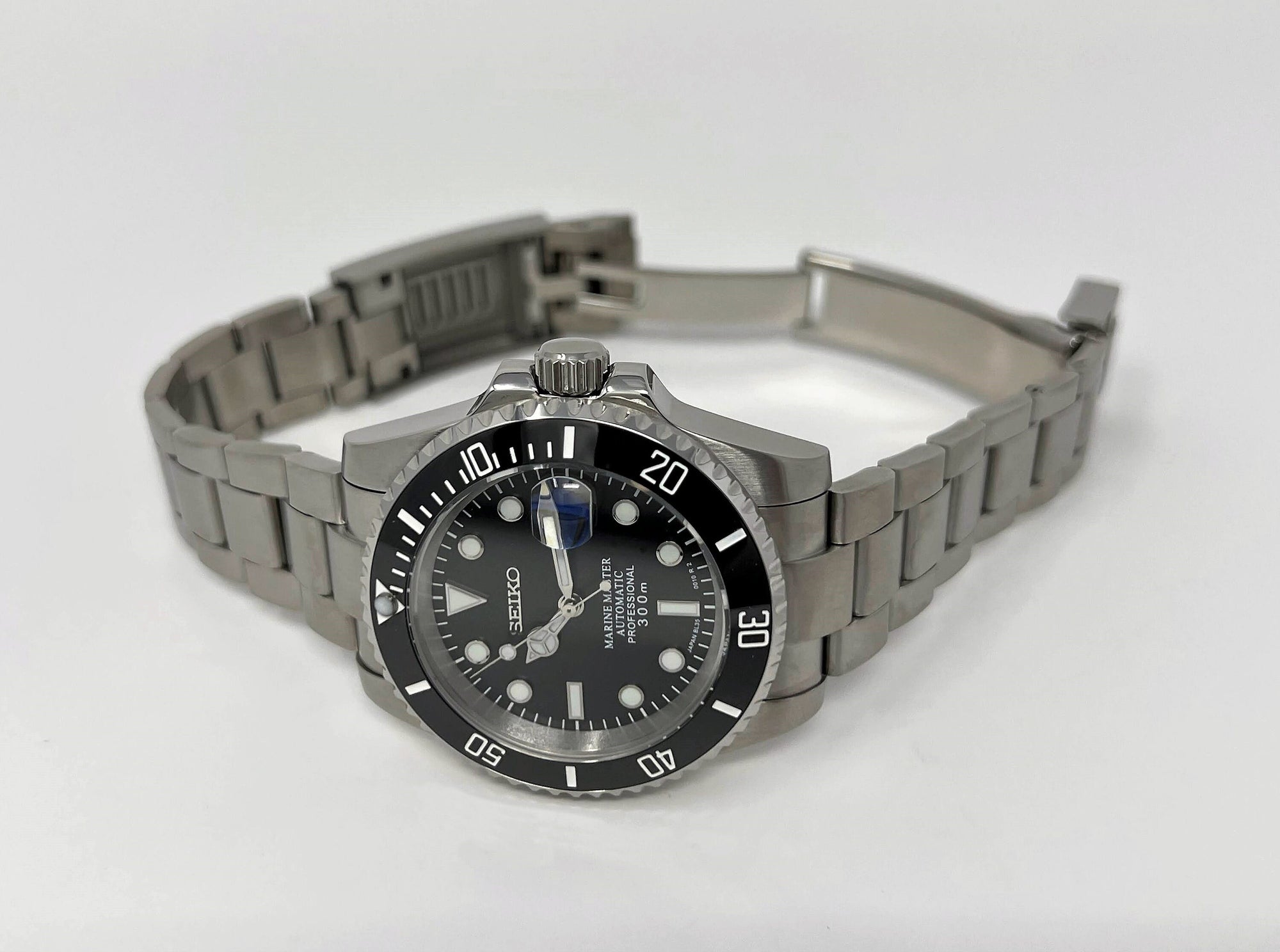 Seiko Submariner Tuxedo Black - Stainless Steel - Sapphire Crystal - Oyster Steel Bracelet - Ceramic Bezel | Seiko Mod | Watch Mod Sub NH35