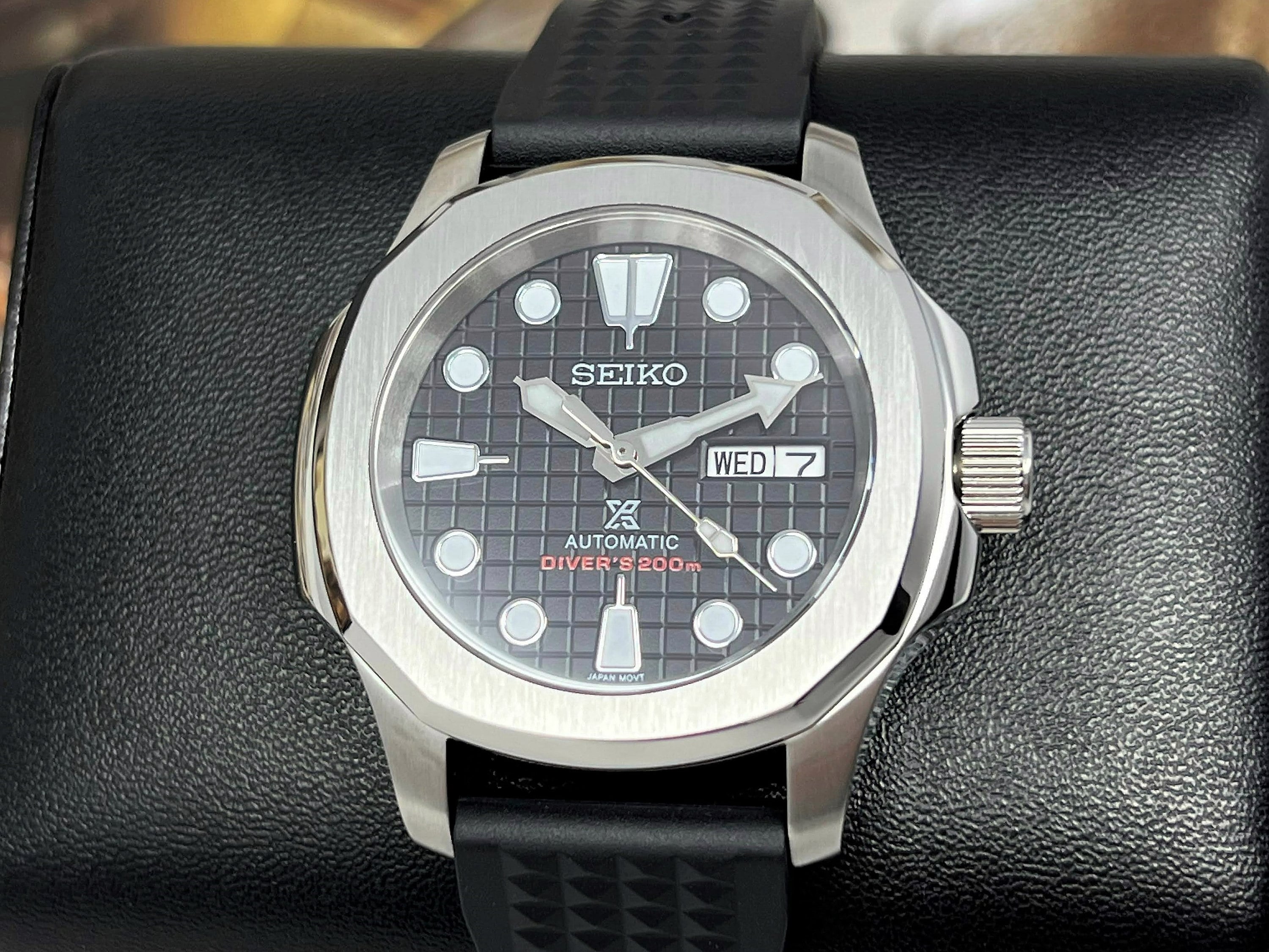 Custom Seiko NH35 SKX007 Automatic Diver 200m Gunmetal Jubilee hot California Dial