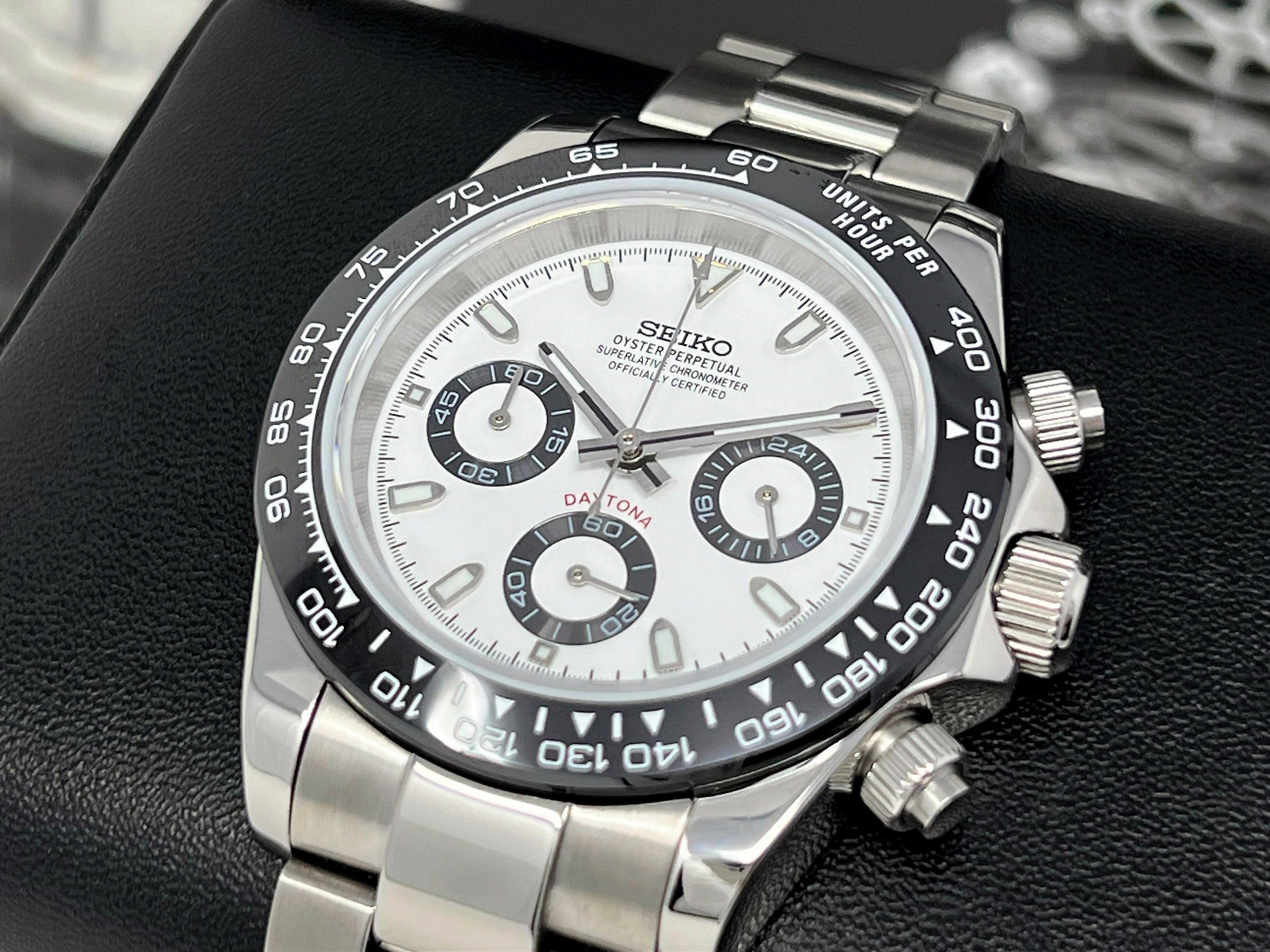 Seiko Panda Daytona Luxury Chronograph Chrono Mecaquartz Mens Watches by Andrew