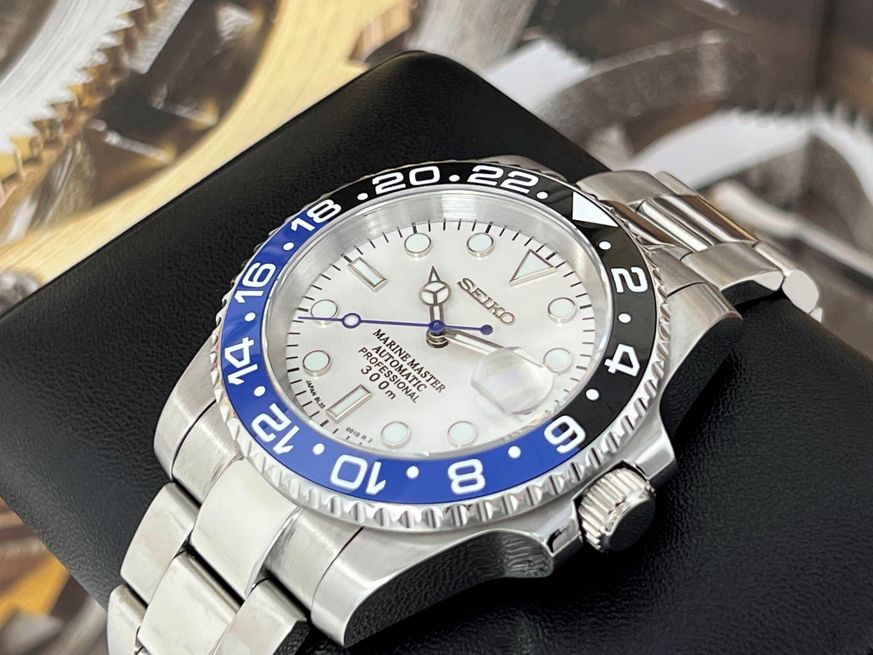 Sapphire on sale dive watch